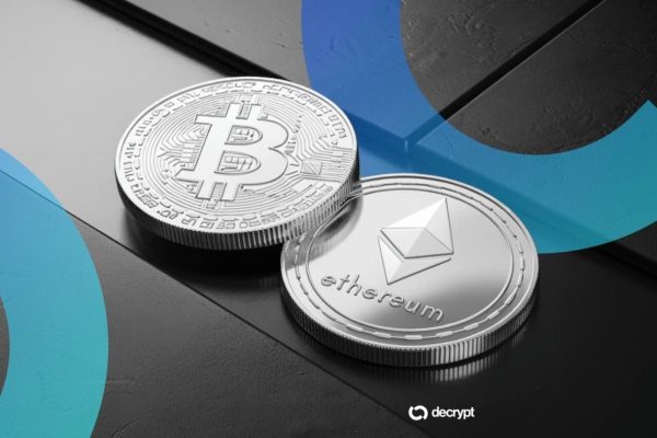 Bitcoin ETF Inflows Slow Amid Rising Oil Prices and Market Uncertainty