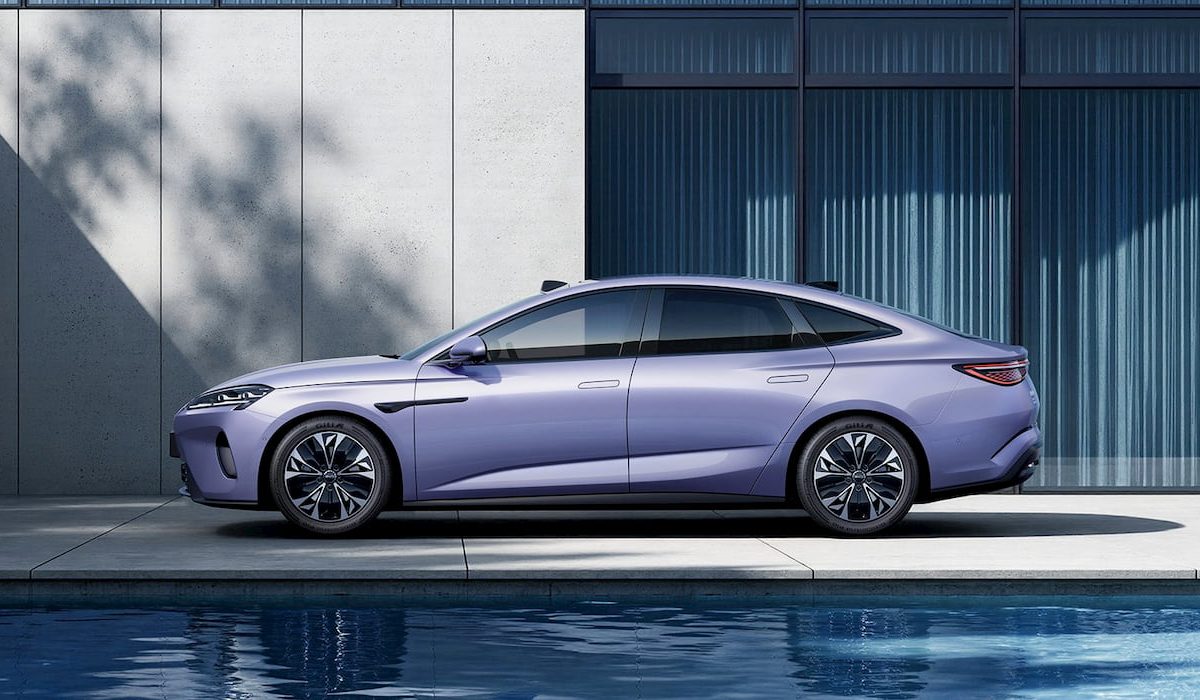 BYD Unveils New Toyota Camry-Sized Seal 07 Electric Sedan with 705 km Range