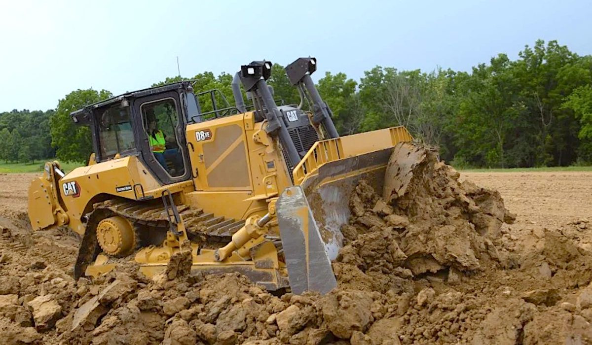 Caterpillar Unveils Heaviest Electric Drive Dozer Utilizing Century-Old Diesel-Electric Technology