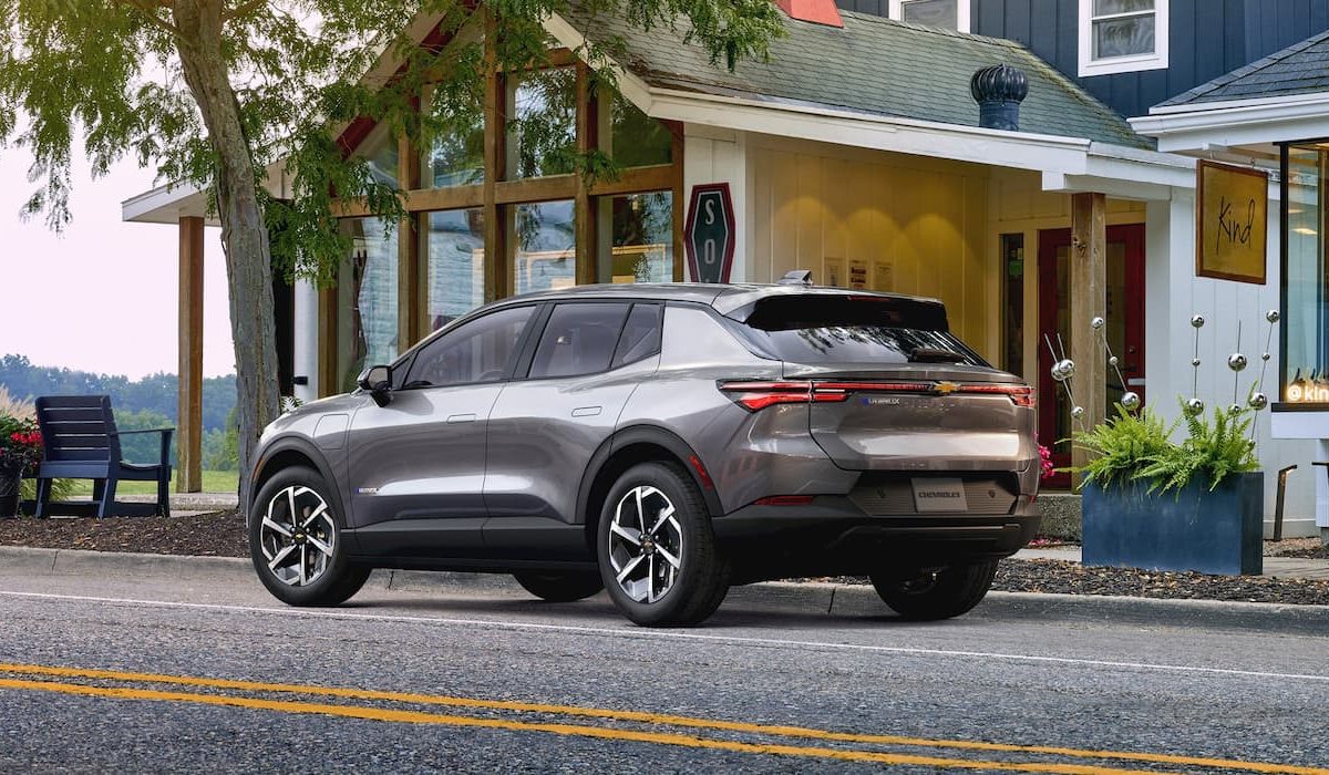 Chevy Equinox EV Loses Exterior Color Option for 2026 Model Year
