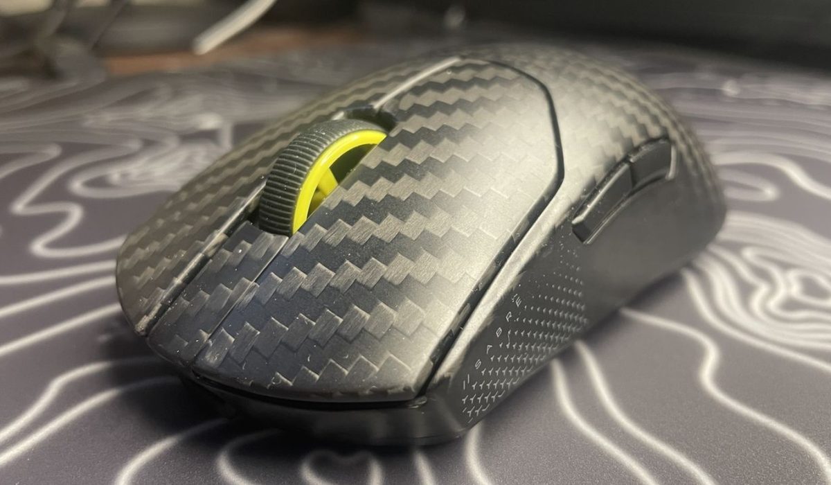 Corsair Sabre V2 Pro Wireless CF Review Highlights Premium Carbon Fiber Design and Performance