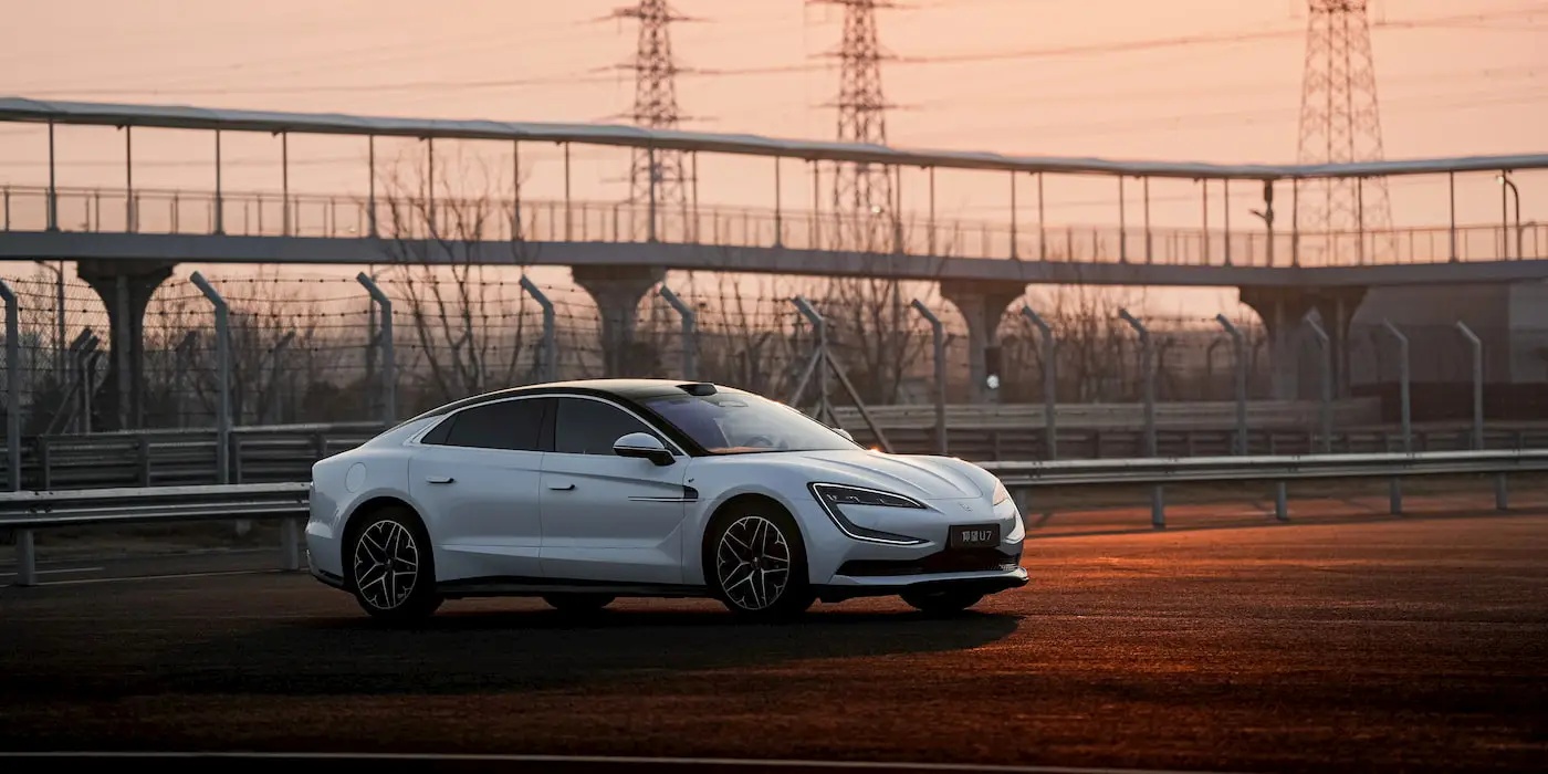 BYD Unveils Blade Battery 2.0 Offering Over 1,000 km Range and Rapid 10-Minute Charging