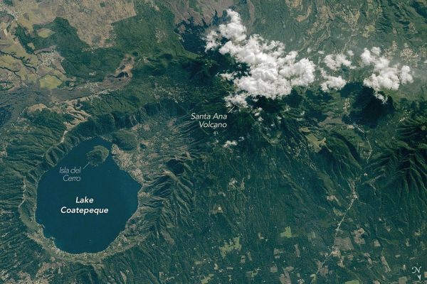 Exploring Lake Coatepeque: A Volcanic Caldera in El Salvador