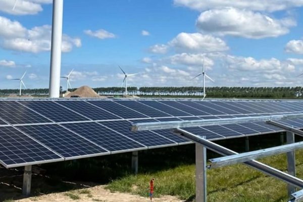 Germany Launches Hybrid Wind and Solar Power Plant to Boost Renewable Energy Capacity