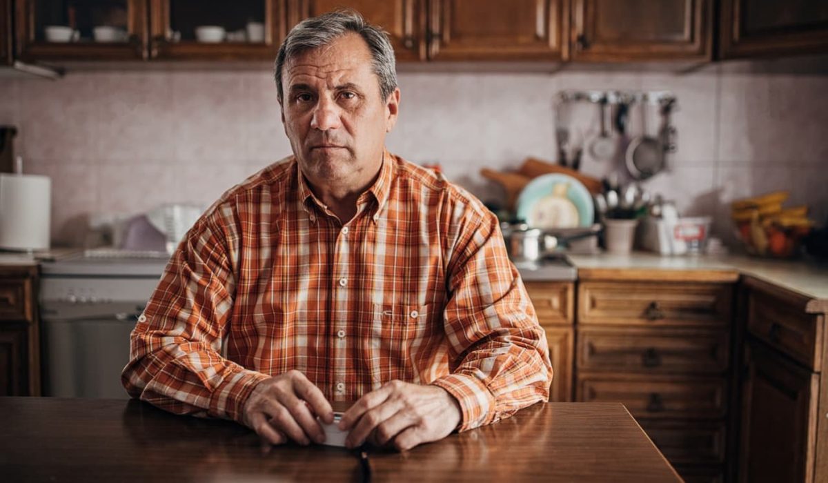 Navigating Family Financial Turmoil: Balancing Support and Boundaries