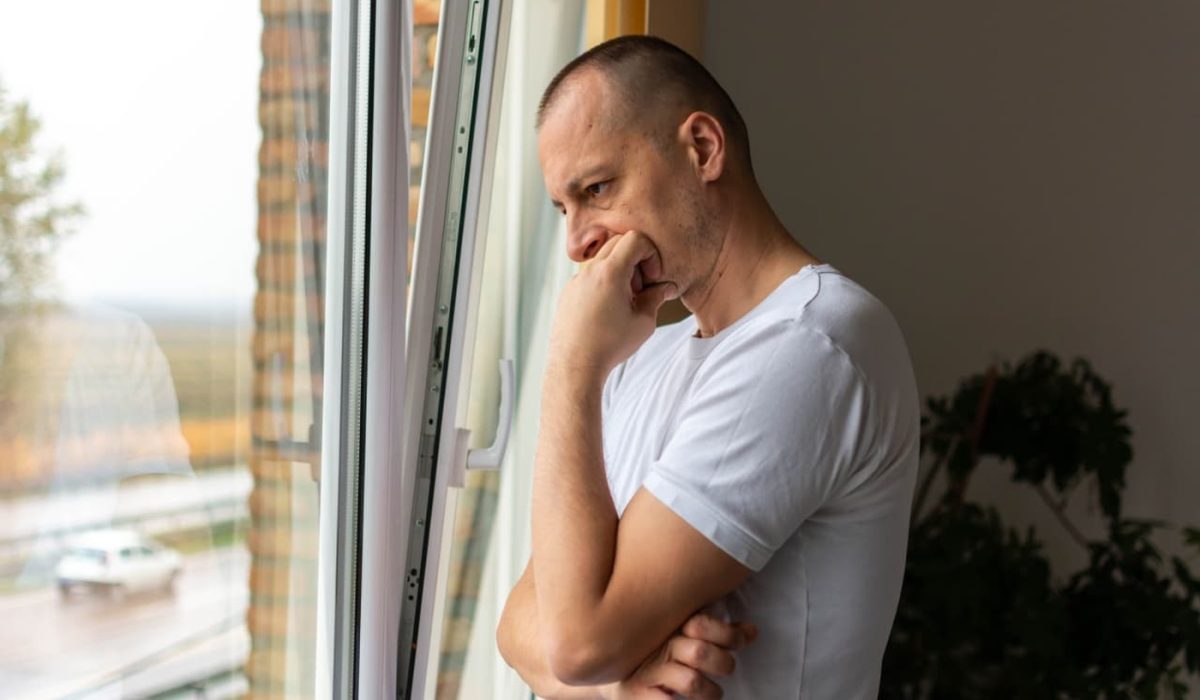 Navigating Financial and Emotional Challenges of Supporting an Elderly Parent in Need