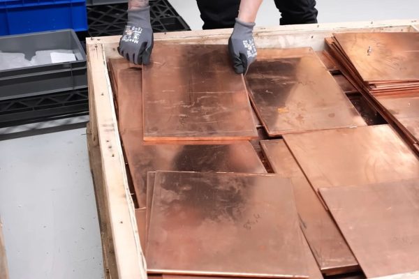 Thermal Grizzly Uncovers €40,000 Metal Scam After Magnet Test Reveals Fake Copper Shipment