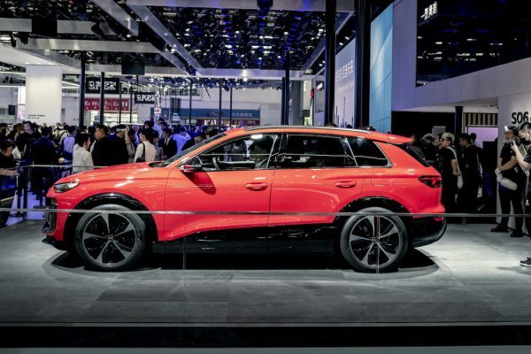 Volkswagen Supplier Initiates Testing of 1,000 km Range All-Solid-State EV Batteries